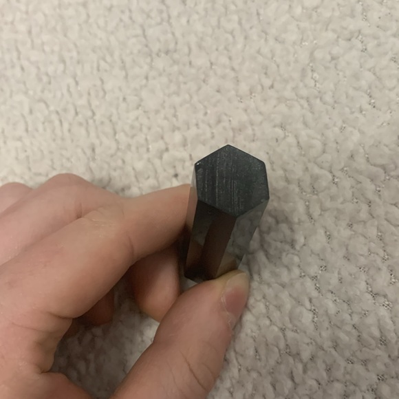 Obsidian Obelisk Tower 🖤 - Picture 2 of 3